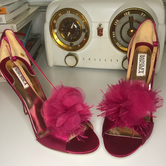 ❌SOLD❌ Badgley Mischka Kiwi Sandal **Never Worn** - Picture 6 of 8